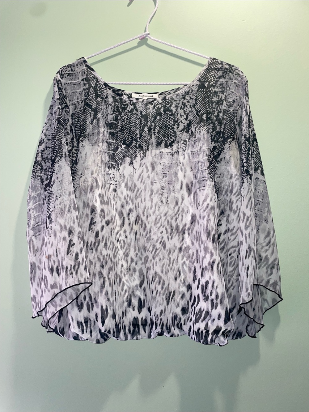 Lightweight Animal-Print Chiffon Blouse - Black & White